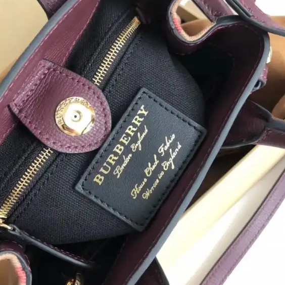 Official FirstBag Ru Baby Banner and House Burberry in The Check Leather 0526